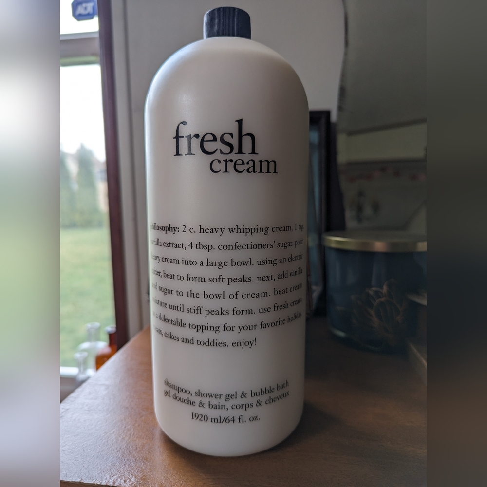 philosophy Fresh Cream Shampoo, shower gel & bubble bath 3 in 1 64 fl. oz. New